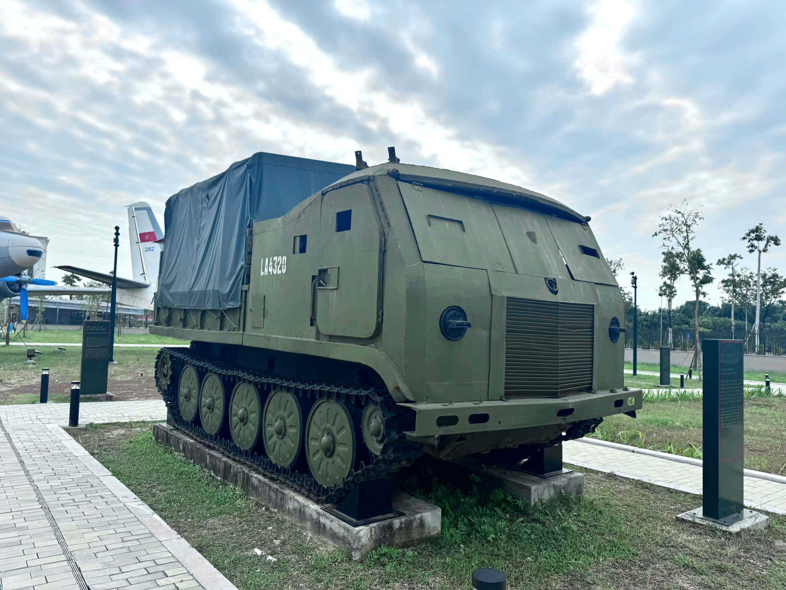 z7176114546603 da130b2e1a0854f974e6d77c9b521105